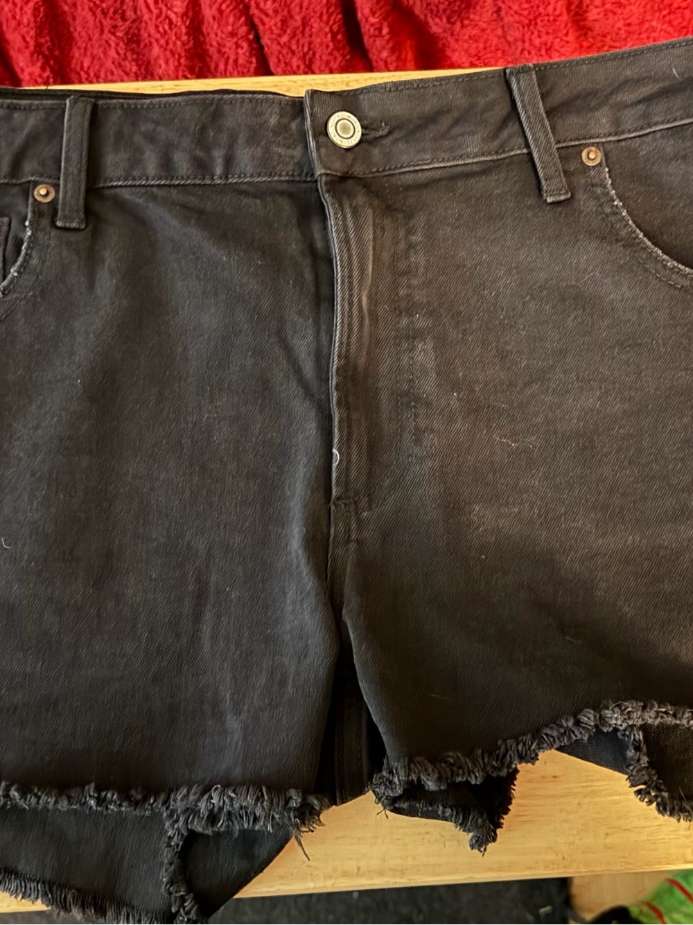 No Boundaries Black Frayed Hem Jean Shorts